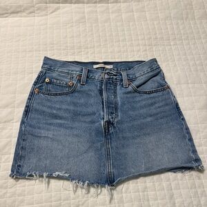 Levi's Light Wash  Denim Mini Skirt (icon skirt)